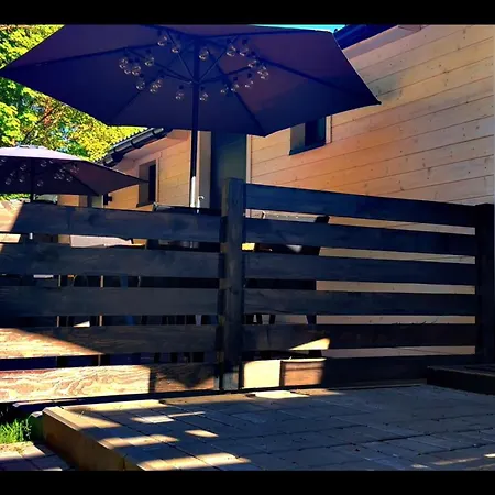 Na Skraju Lasu بيت خشبي *