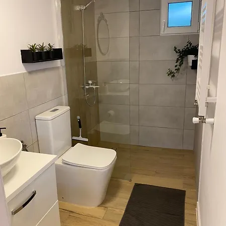 Na Skraju Lasu *