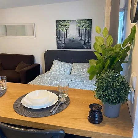 Na Skraju Lasu * Jasien (Bytow)