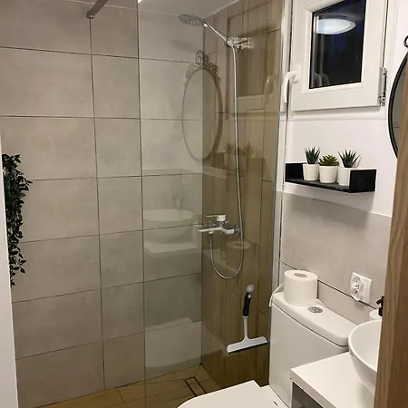 بيت خشبي Na Skraju Lasu Jasien (Bytow)